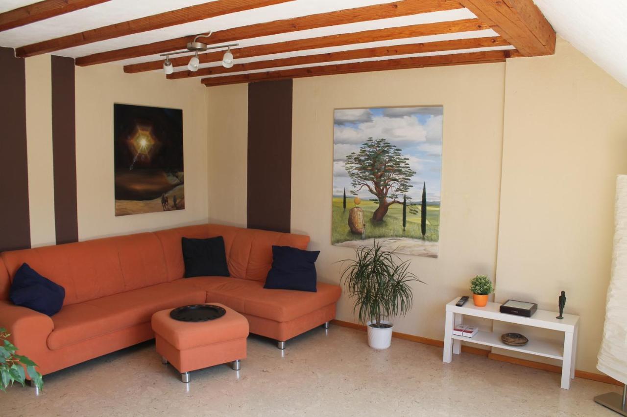 Ferienwohnung Im Galerie-Haus Urbar  المظهر الخارجي الصورة